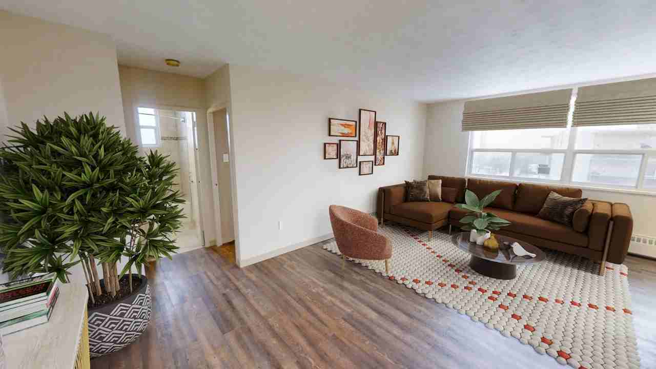 Bristol Arms Apartments - Photo 4 of 21