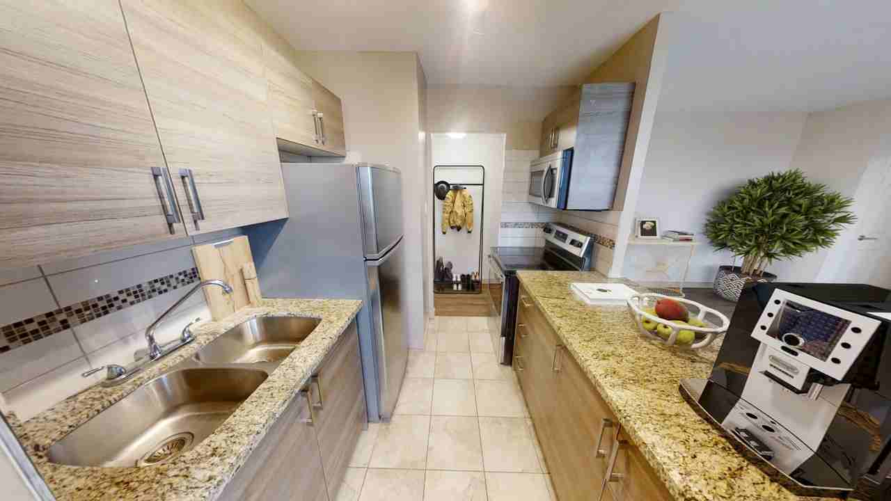 Bristol Arms Apartments - Photo 7 of 21