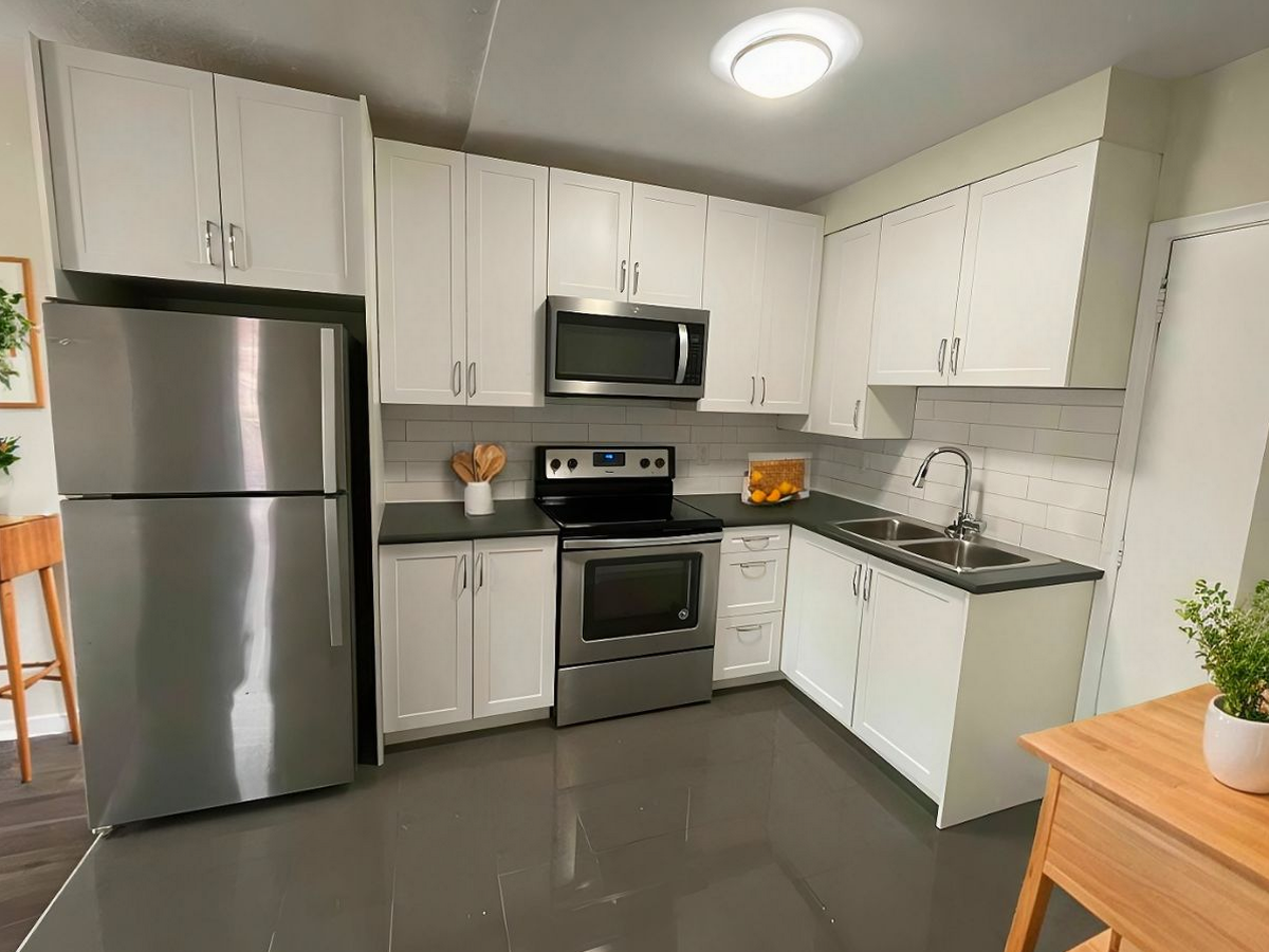 245 Howland Avenue - Photo 2 of 10