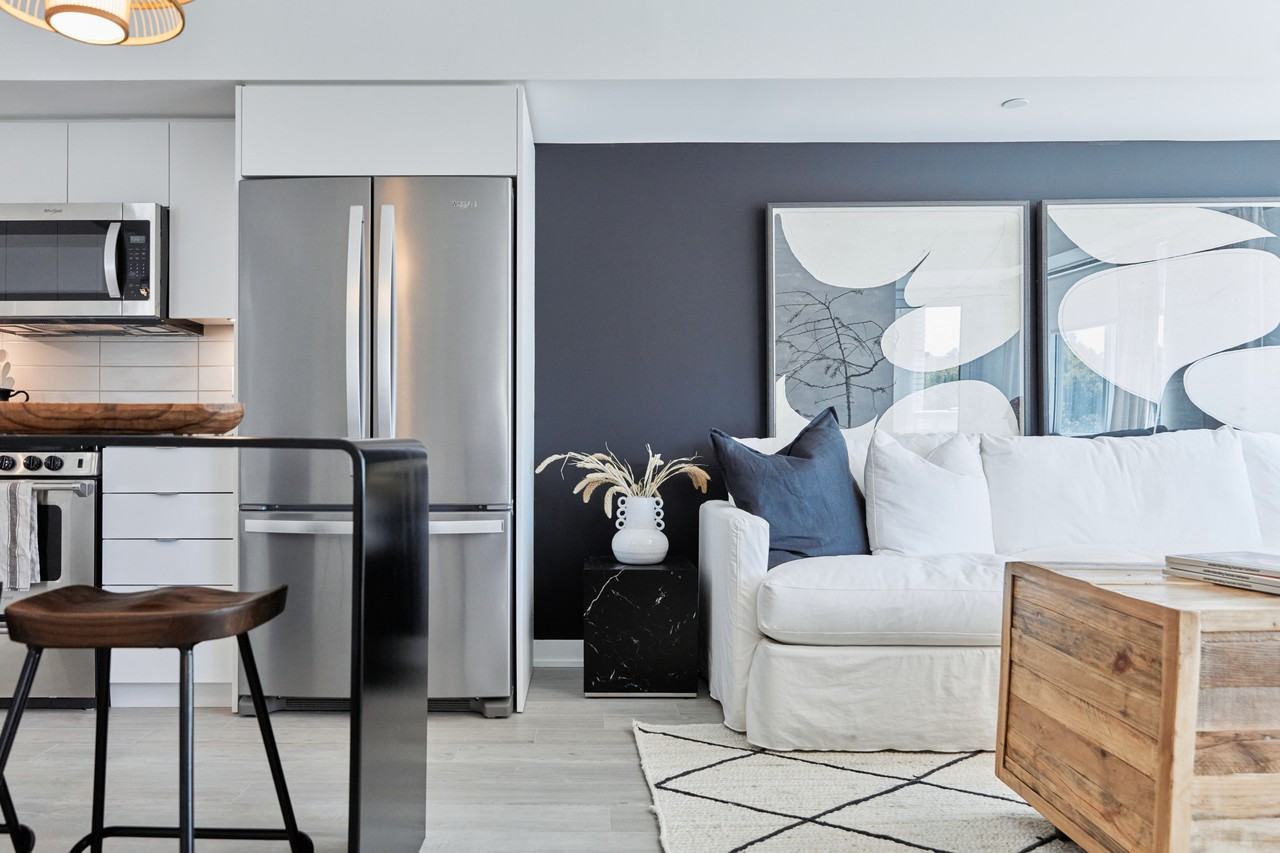 Lillian Park - Photo 5 of 37