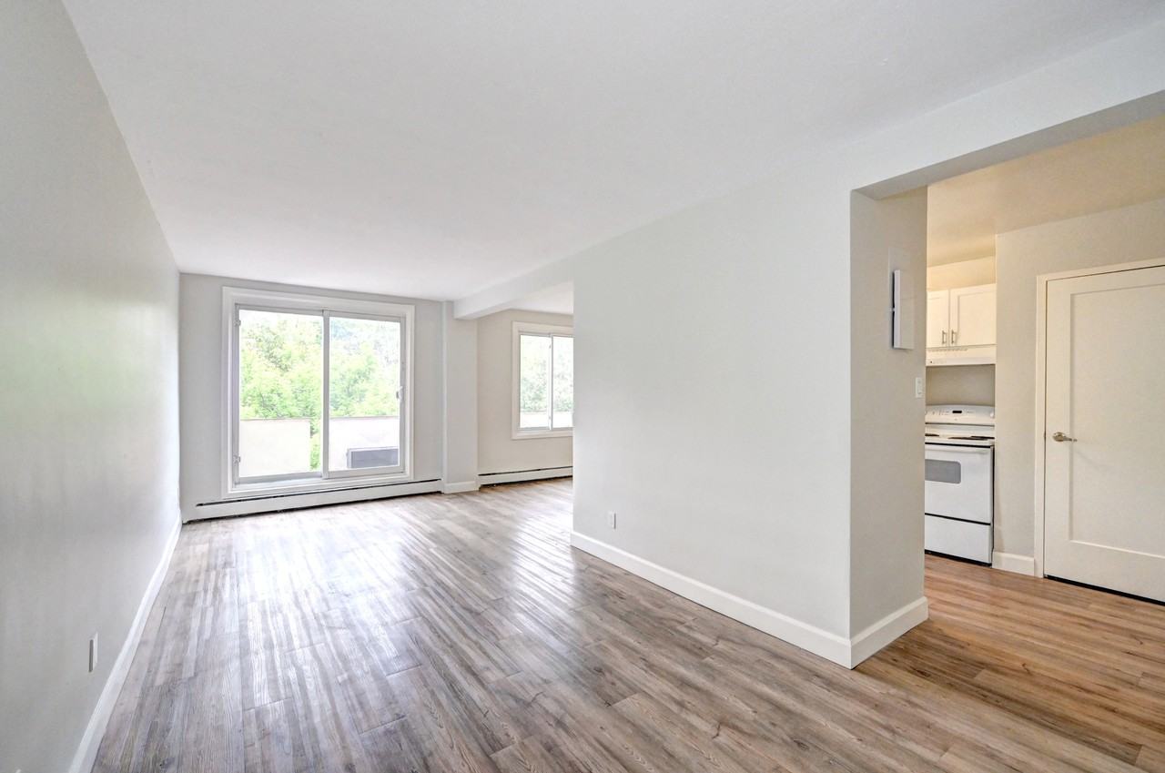 Ravine View Apartments - Photo 6 of 24