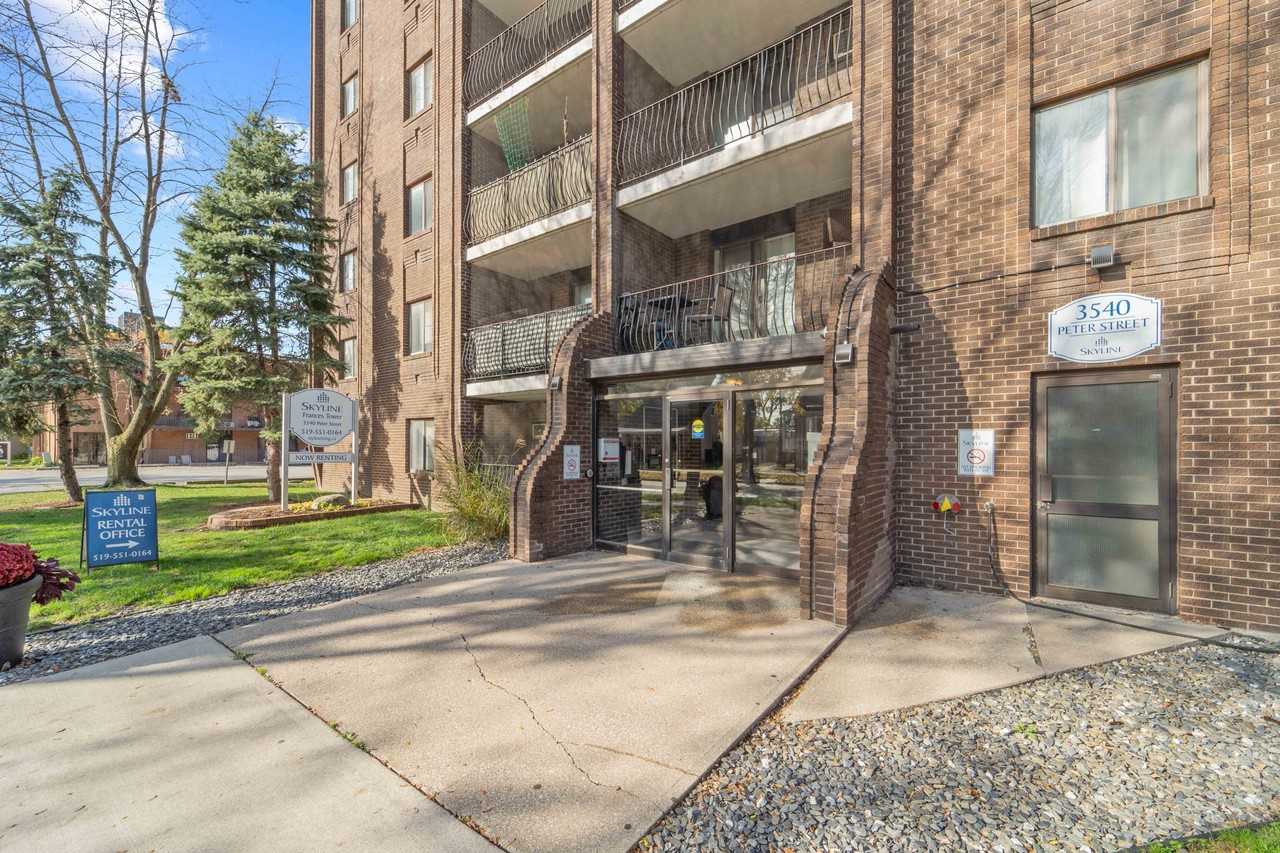 Frances Tower Apartments - Photo 3 of 18