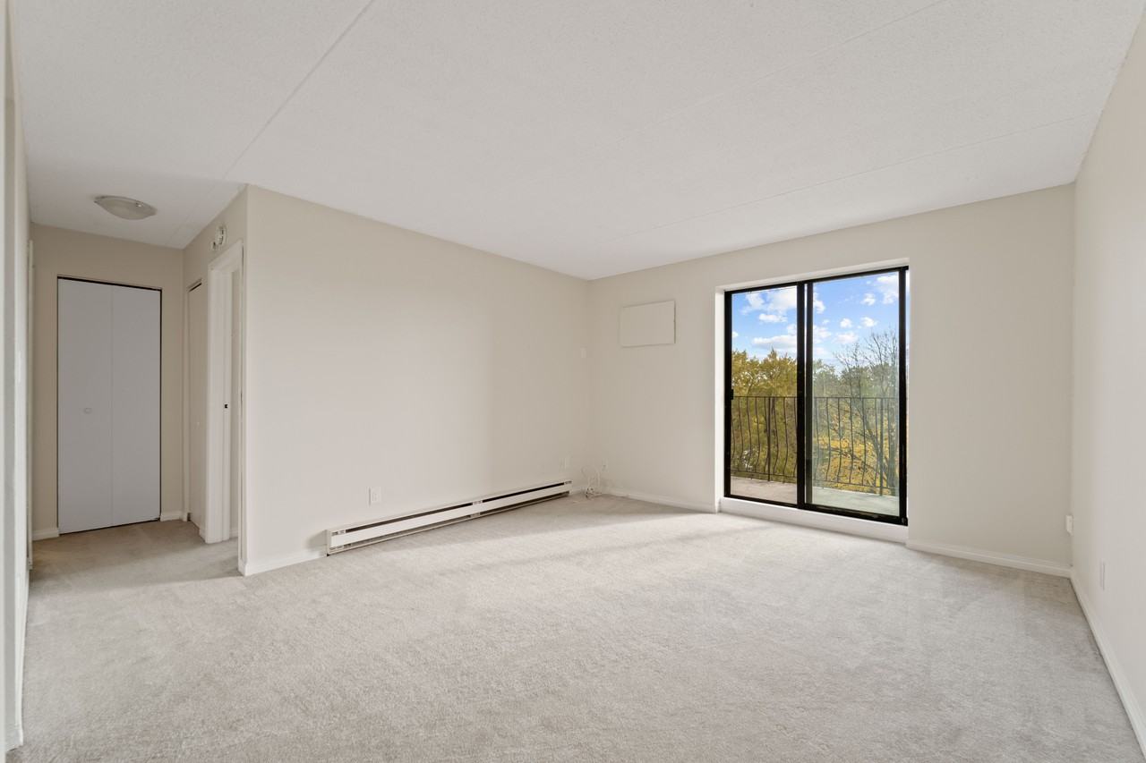 Frances Tower Apartments - Photo 6 of 18