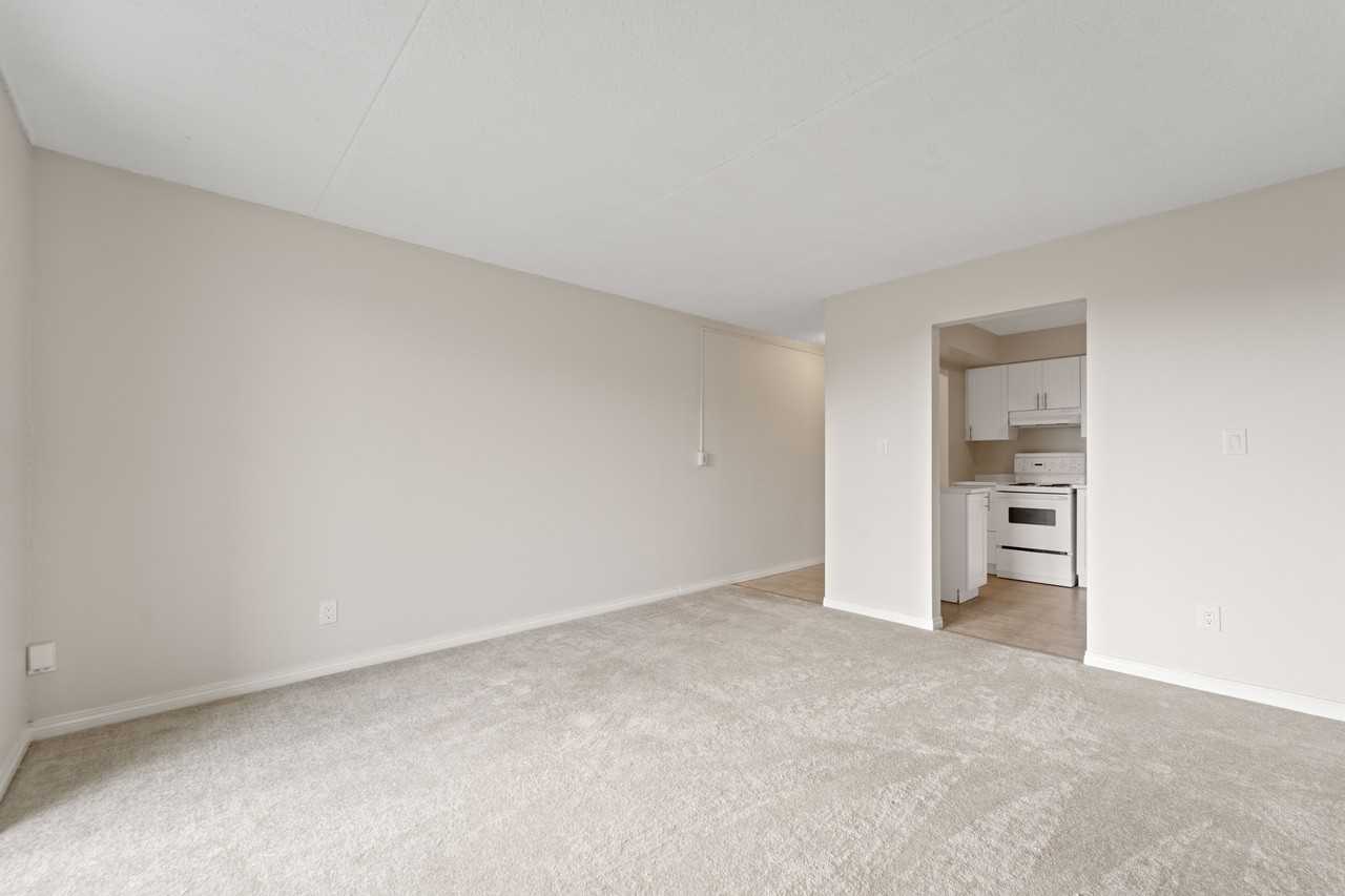 Frances Tower Apartments - Photo 7 of 18