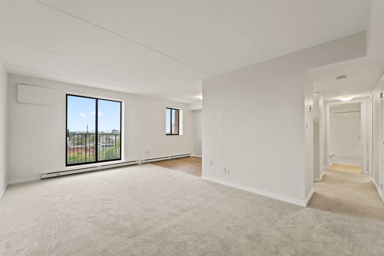 Caron Tower Apartments - Photo 7 of 23