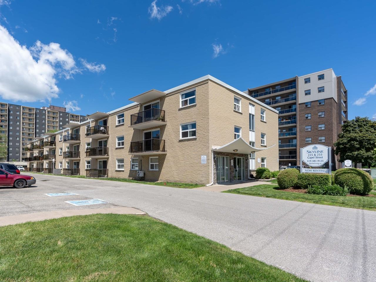 Kingsway & Queensway Apartments - Photo 4 of 25