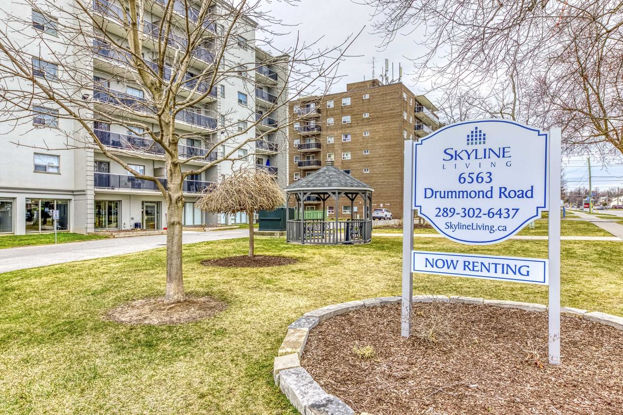 Victoria Park Tower & Imperial Tower Apartments - Photo 2 of 23