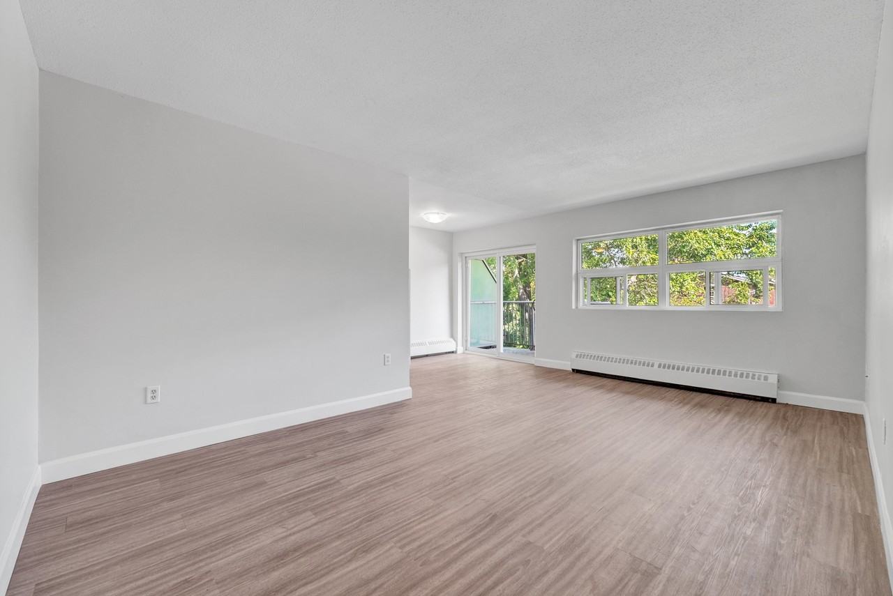 Huron Gardens Apartments - Photo 4 of 22