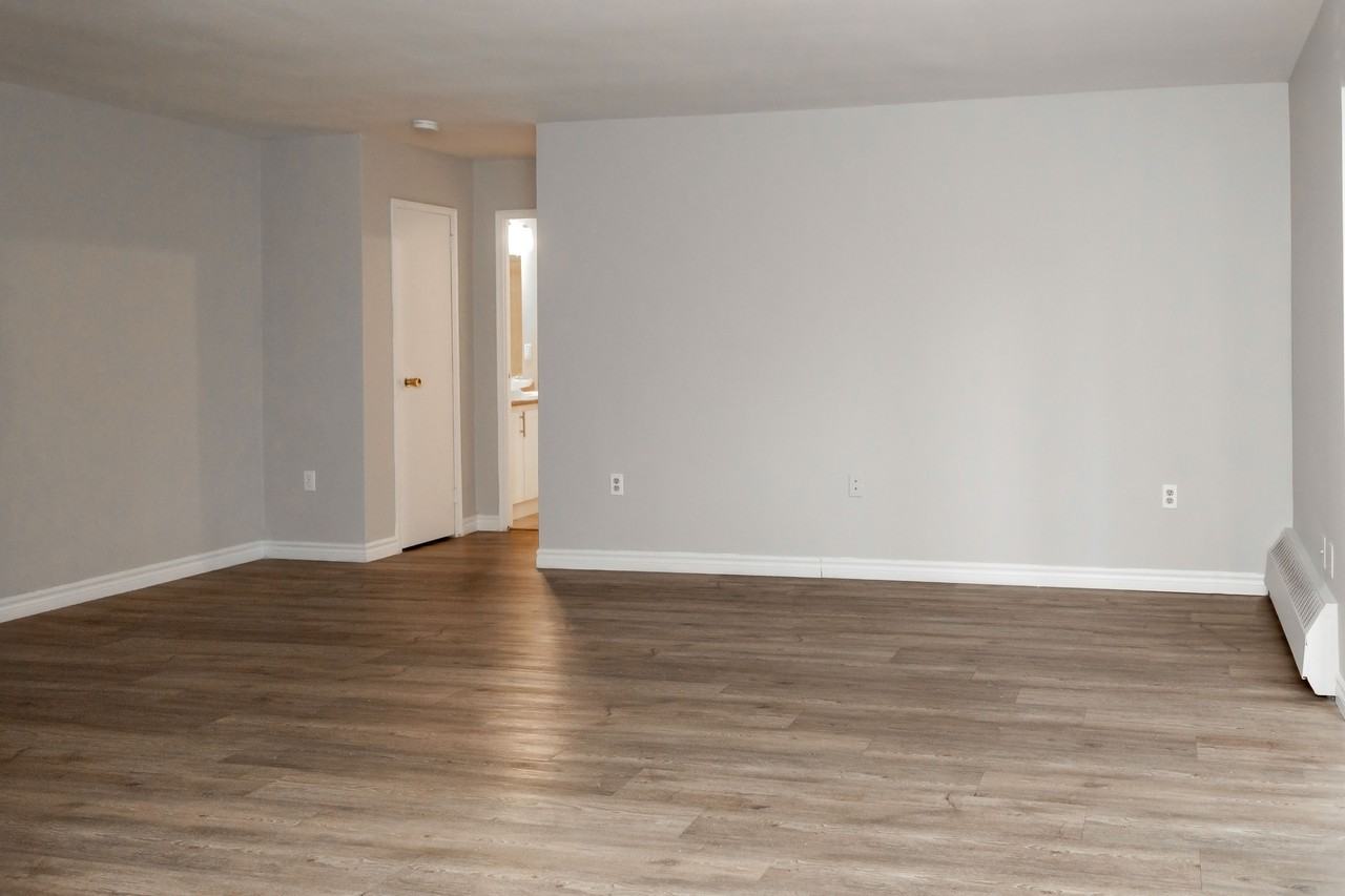 The Senate Apartments - Photo 5 of 26