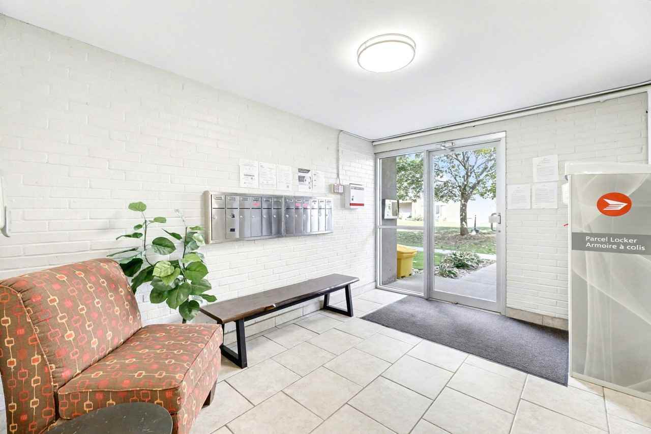 Park Place on Village Green Apartments - Photo 7 of 26