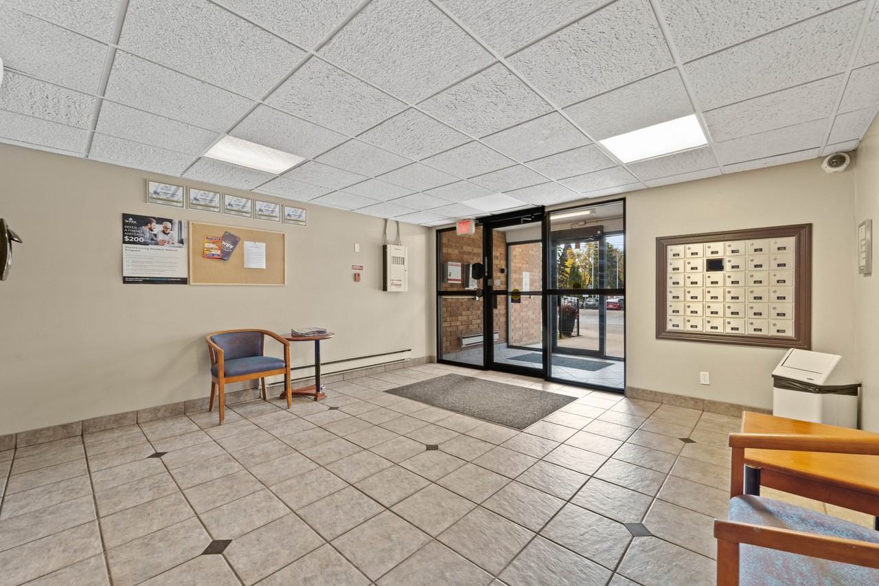 Historic Town Apartments - Photo 6 of 25