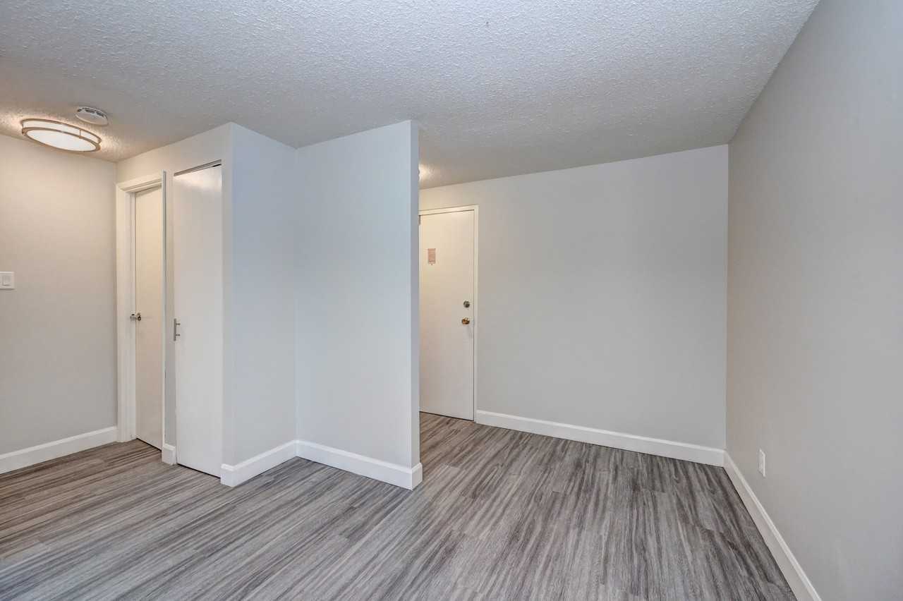 Hincks Street Apartments - Photo 5 of 25