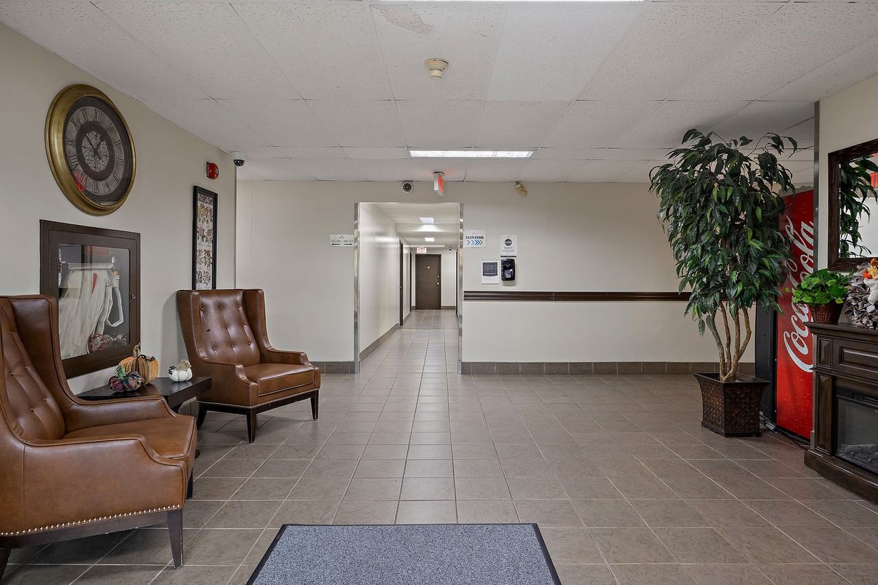 Time Square Apartments - Photo 4 of 24