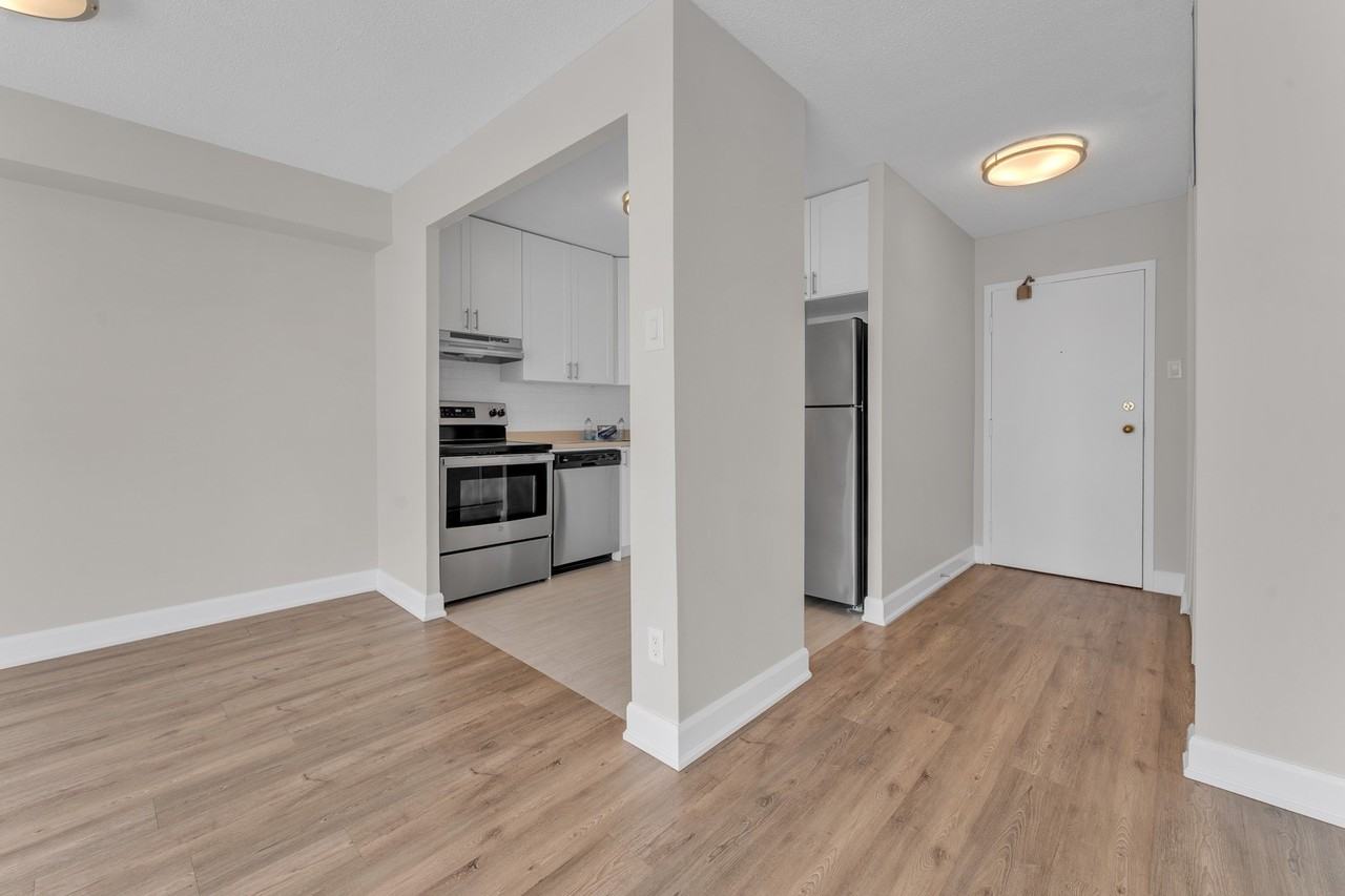 Albert Park Apartments - Photo 5 of 25