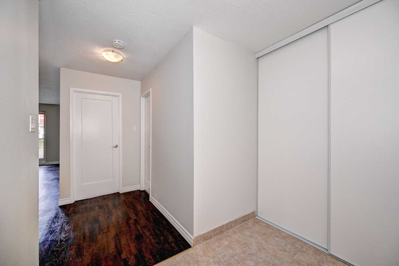 Waterloo Avenue Apartments - Photo 7 of 23