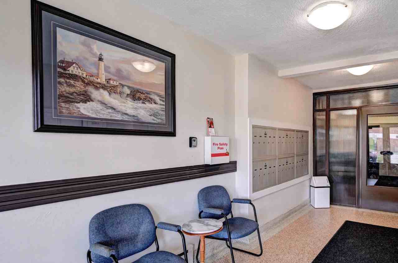 Dolph Street Apartments - Photo 3 of 18