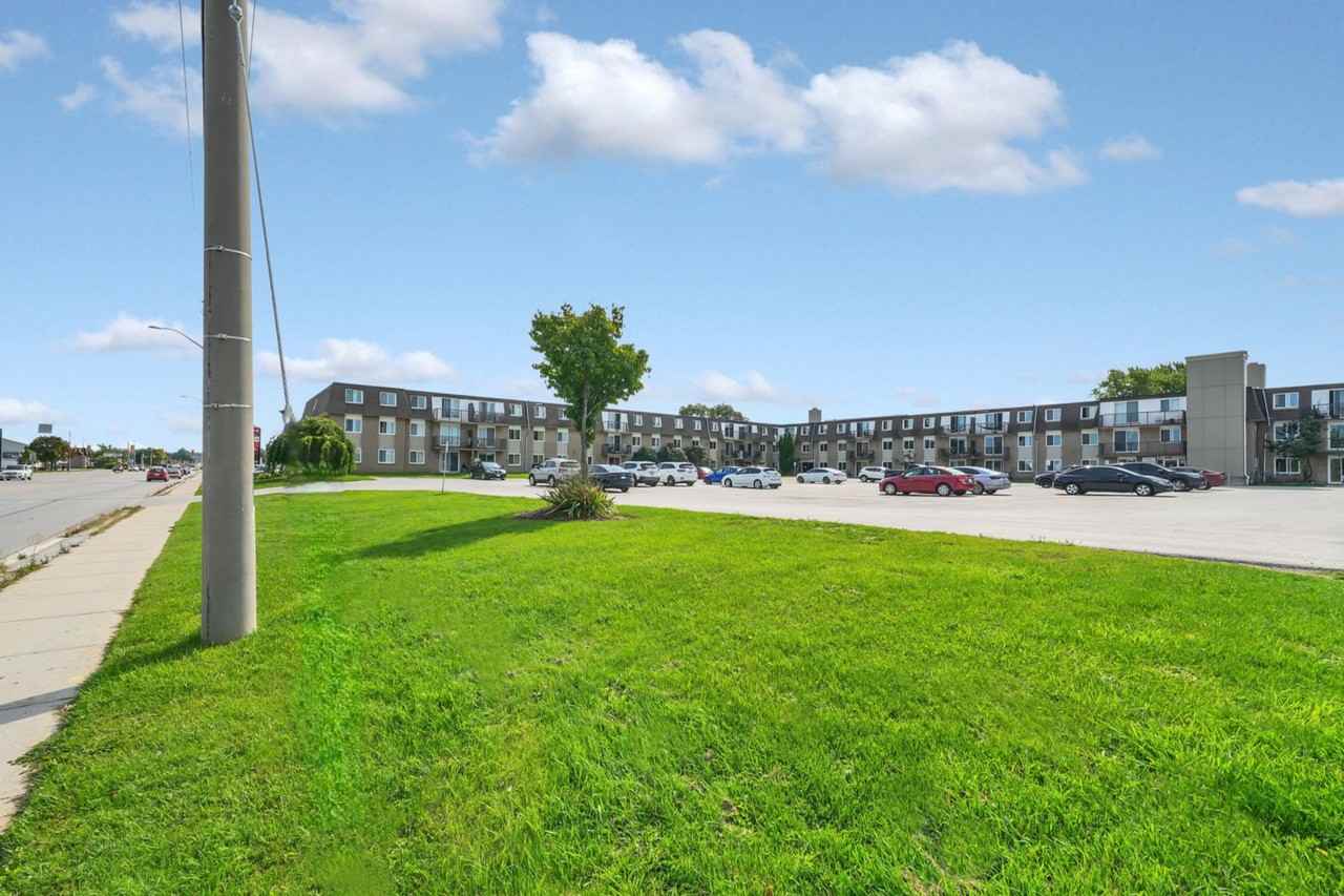 16th Street Apartments - Photo 3 of 25