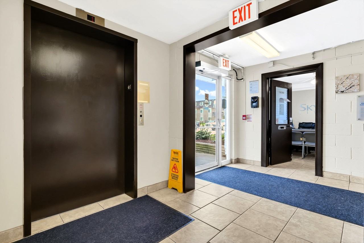 16th Street Apartments - Photo 5 of 25