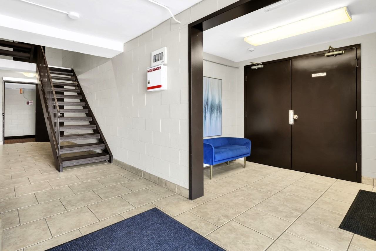 16th Street Apartments - Photo 7 of 25