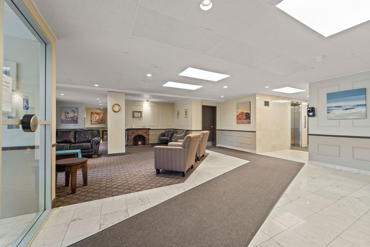 Leamington Towers Apartments - Photo 4 of 26