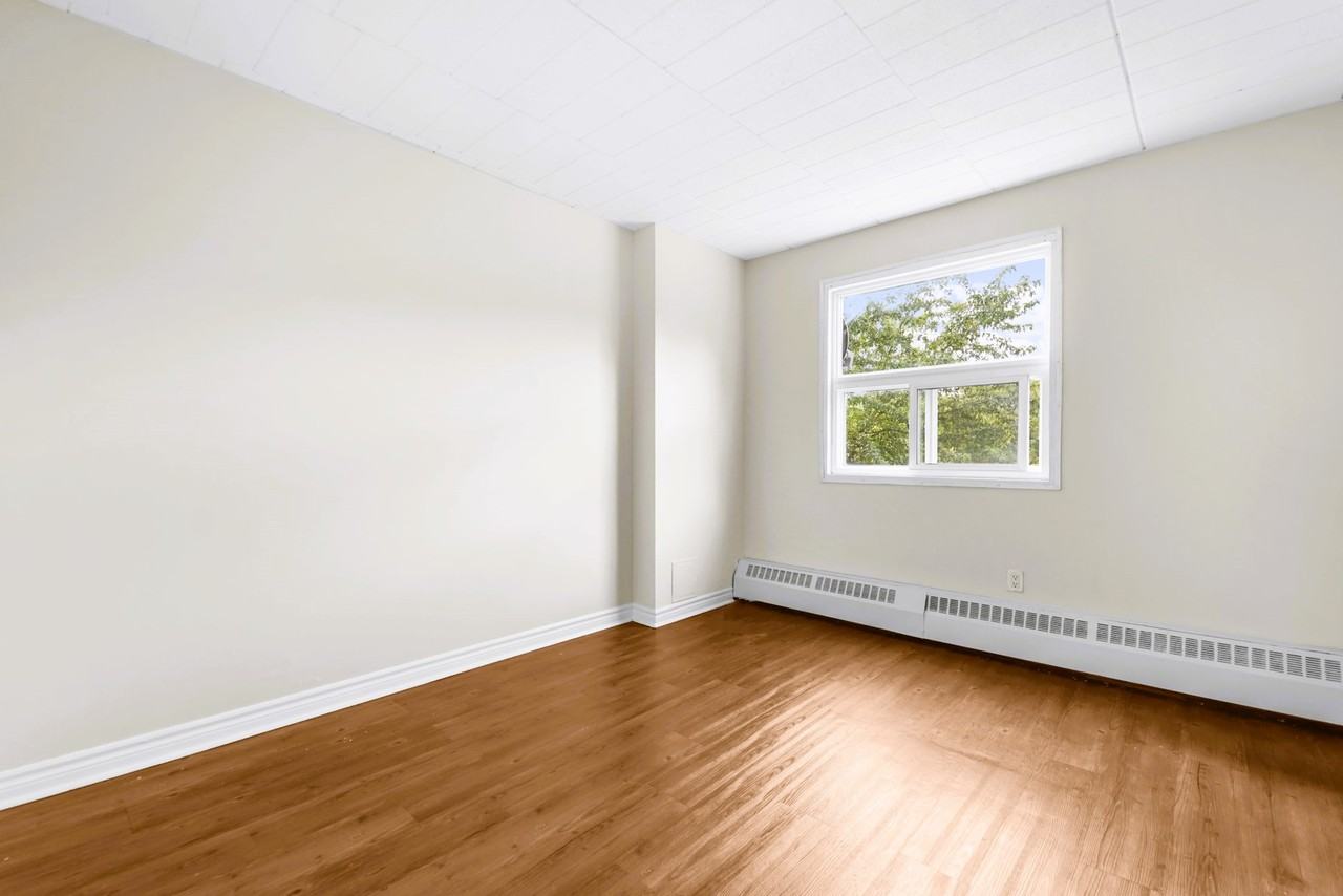 Town and Country Apartments - Photo 7 of 20