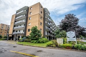 featured image of 17 Lynden Gates Apts.