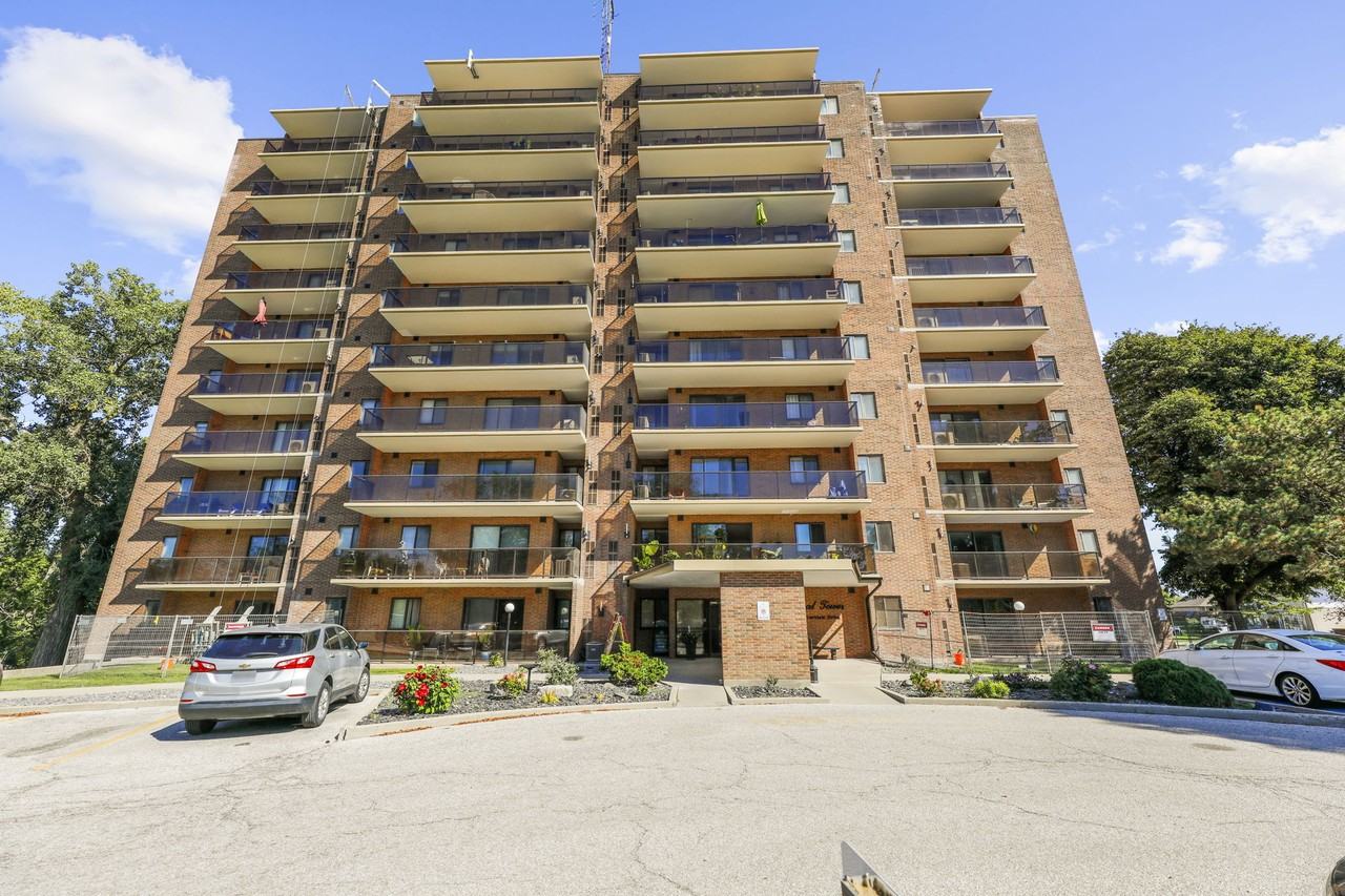 Regal Tower Apartments - Chatham - Photo 3 of 29