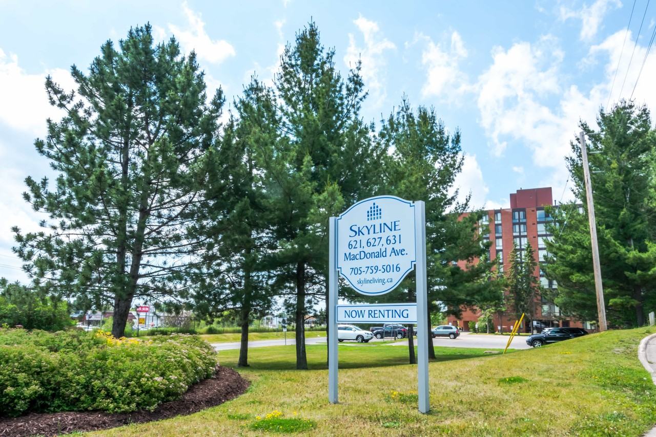 Heritage Place Apartments - Photo 2 of 24