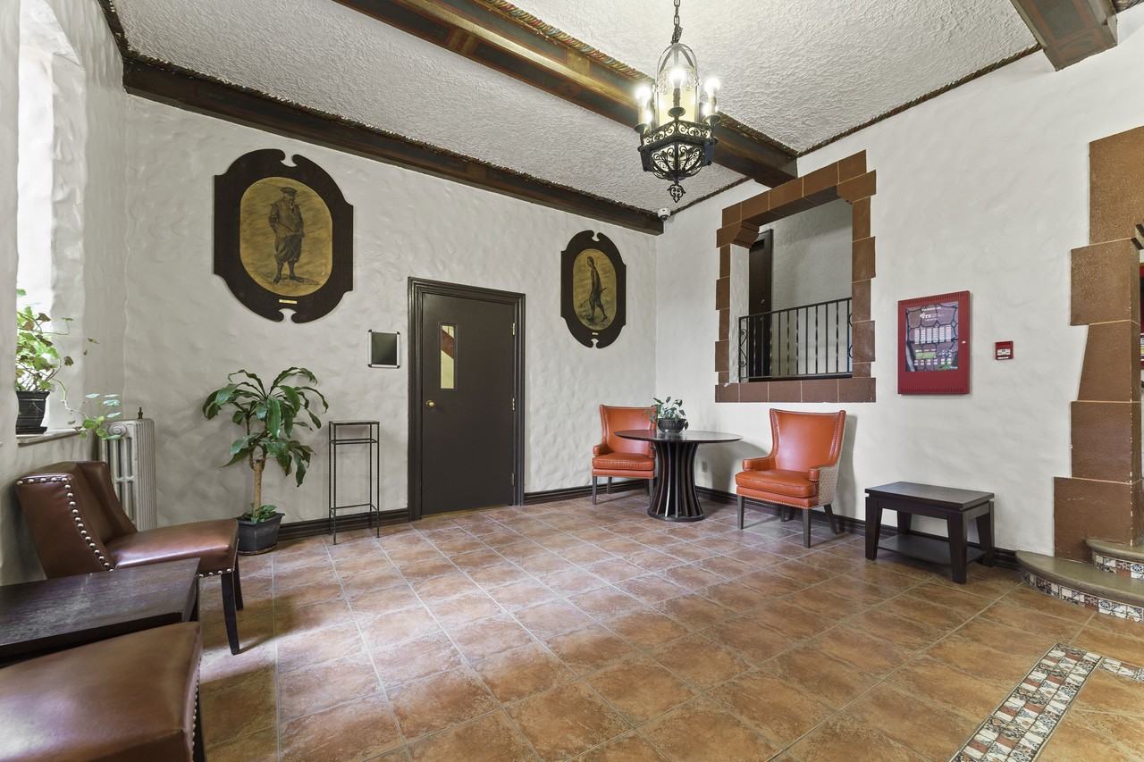 Granada Apartments - Photo 7 of 23