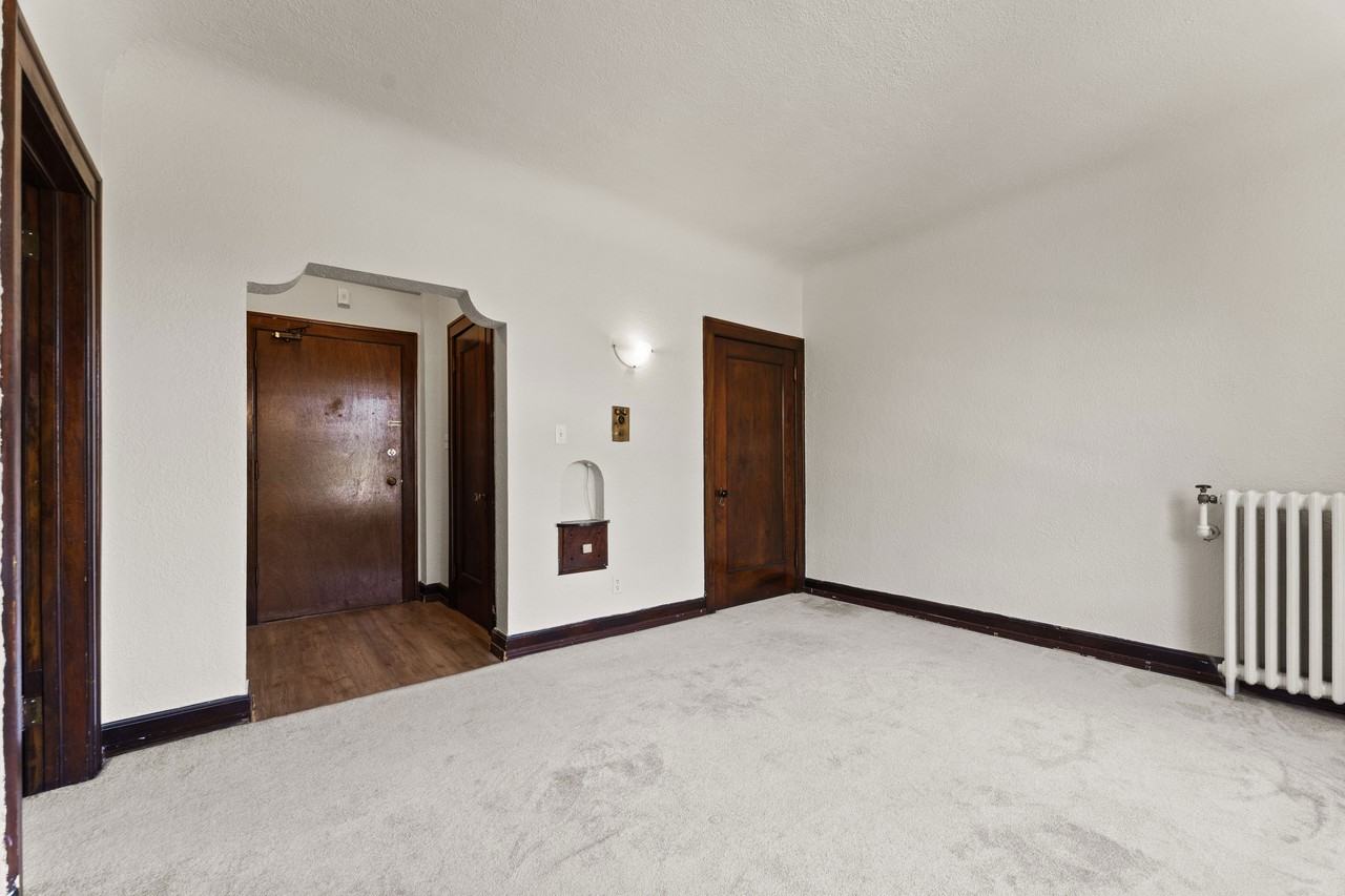 Granada Apartments - Photo 7 of 22