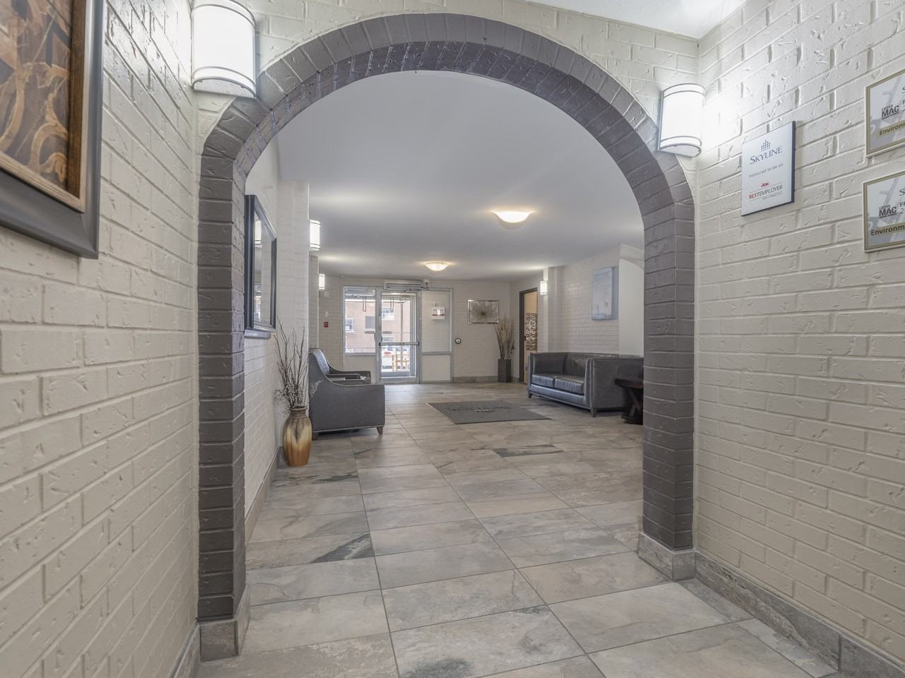 Willowdale Apartments - Photo 5 of 25