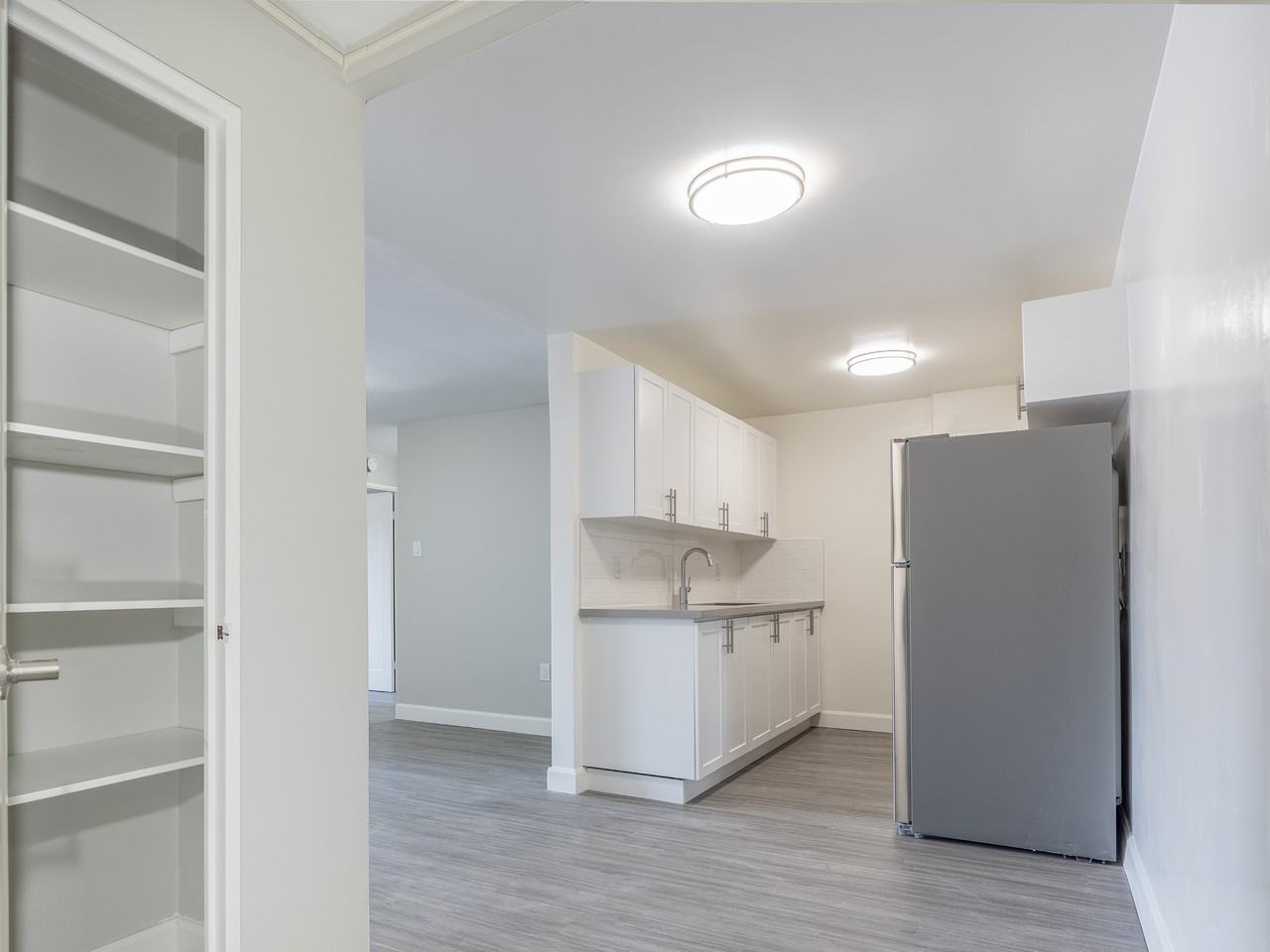Willowdale Apartments - Photo 7 of 24