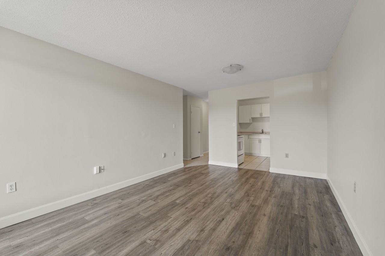 Meadowpark Apartments - Photo 5 of 15