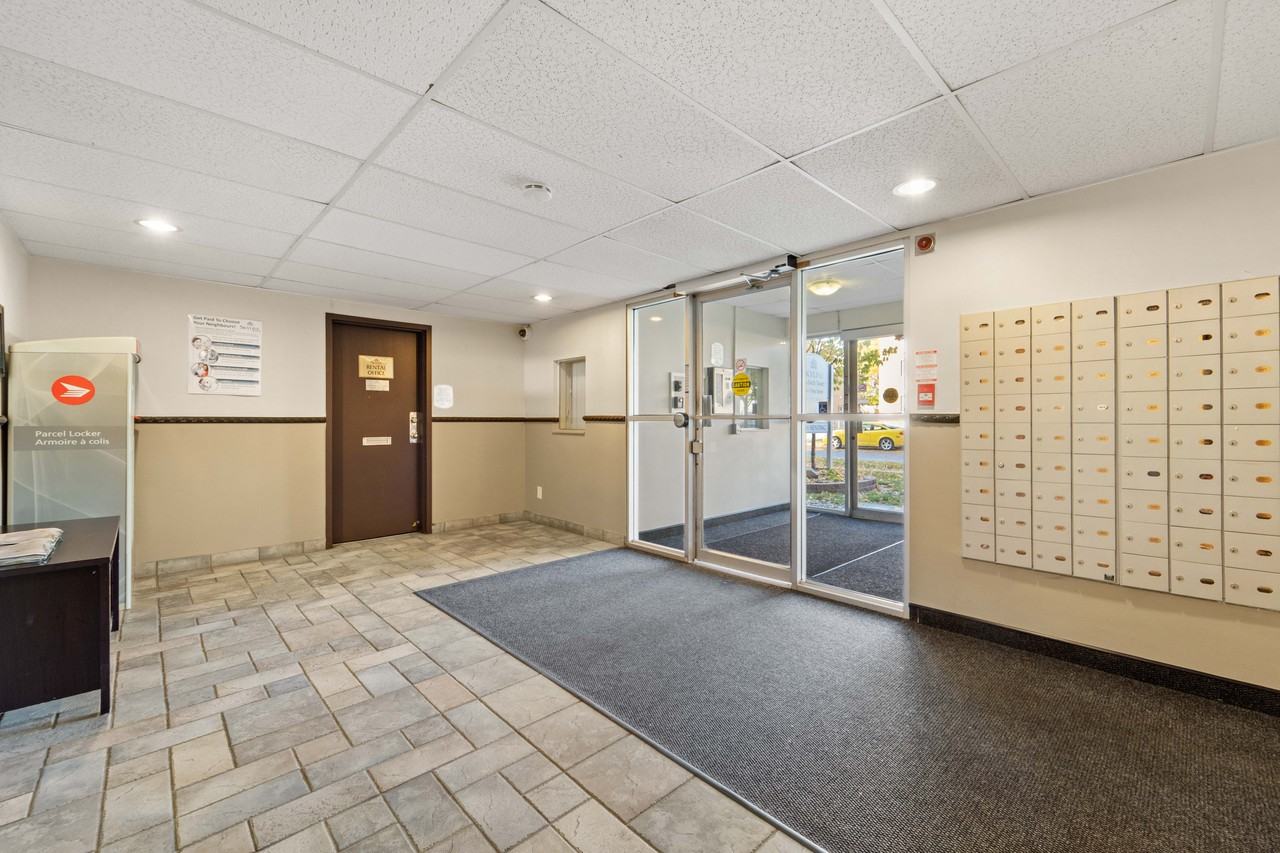 Sandwich Tower Apartments - Photo 5 of 22