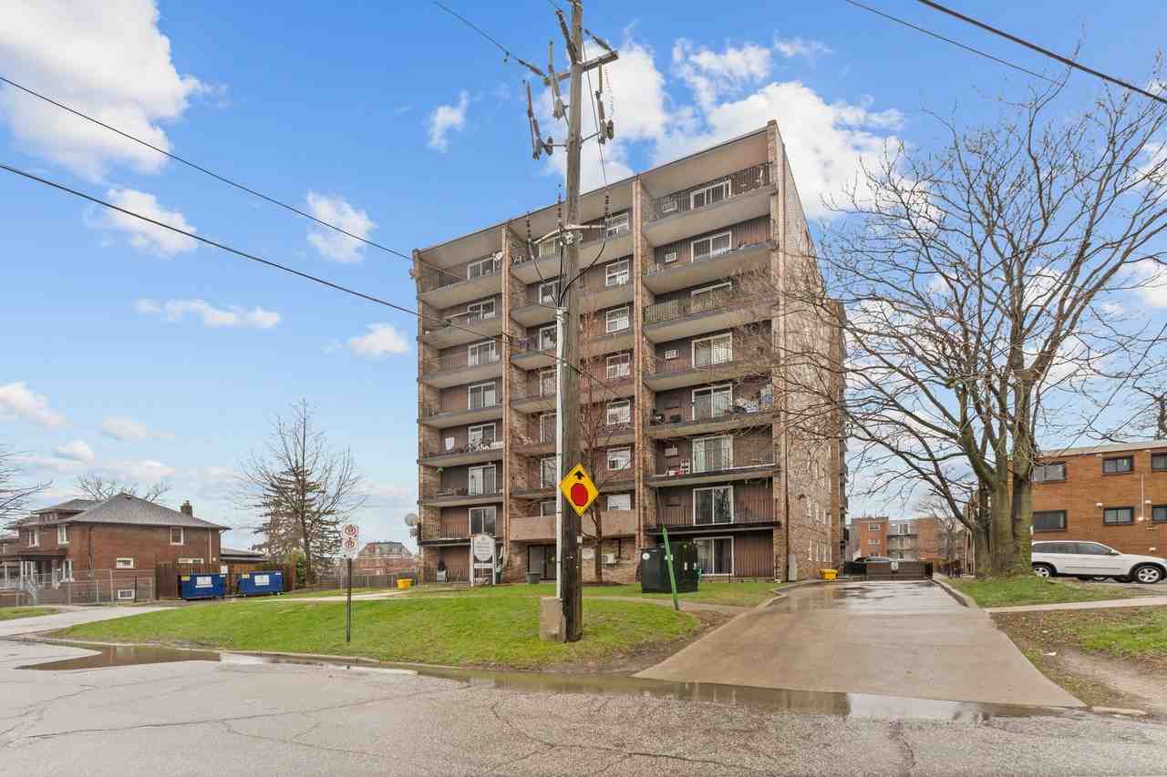 Sandilands Tower Apartments - Photo 3 of 20