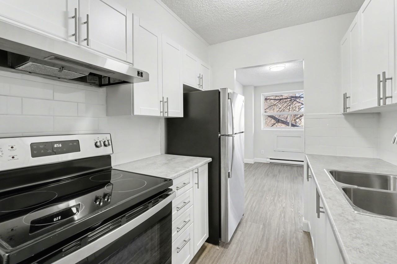 Mapleview Manor Apartments - Photo 7 of 29