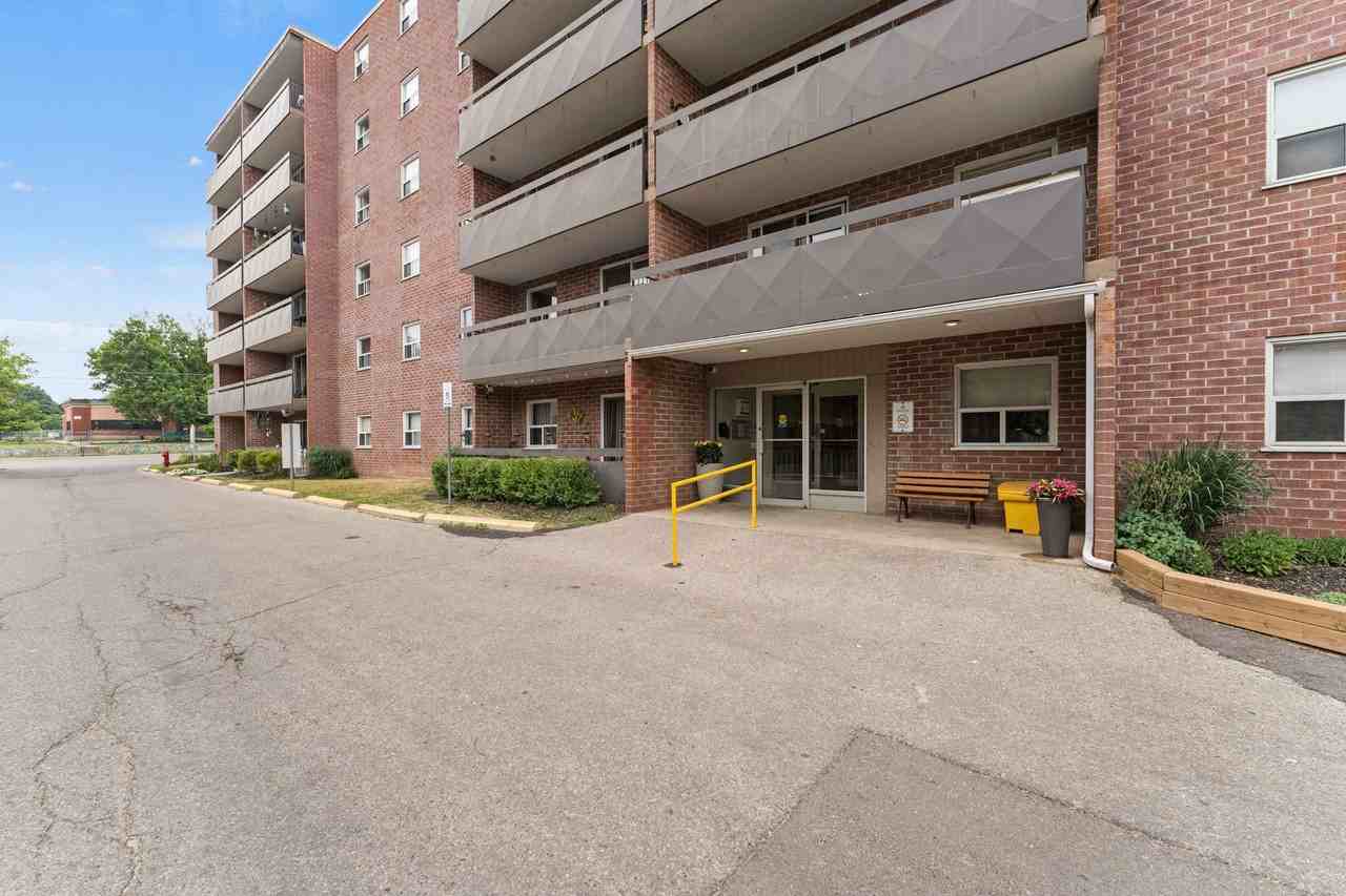 Parkview Heights Apartments - Photo 5 of 27