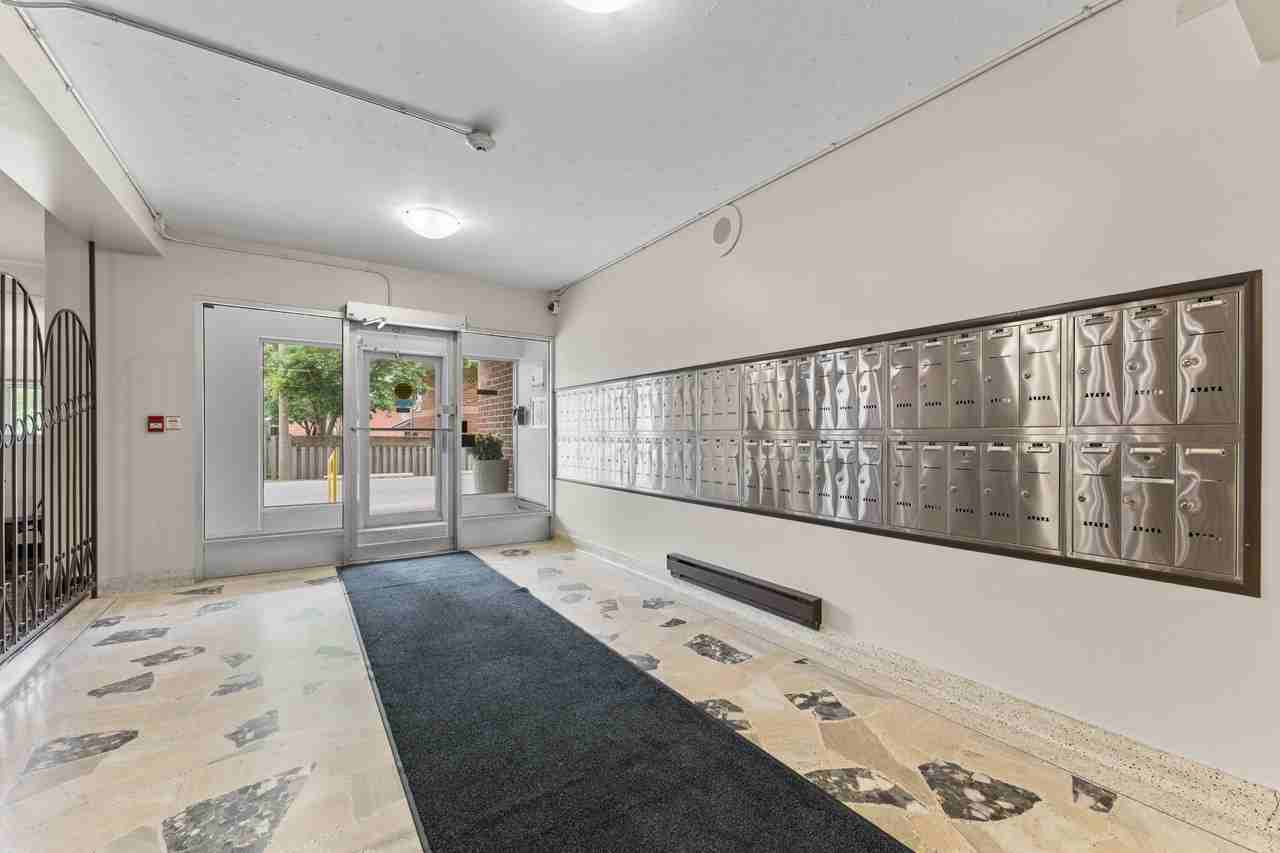 Parkview Heights Apartments - Photo 7 of 27