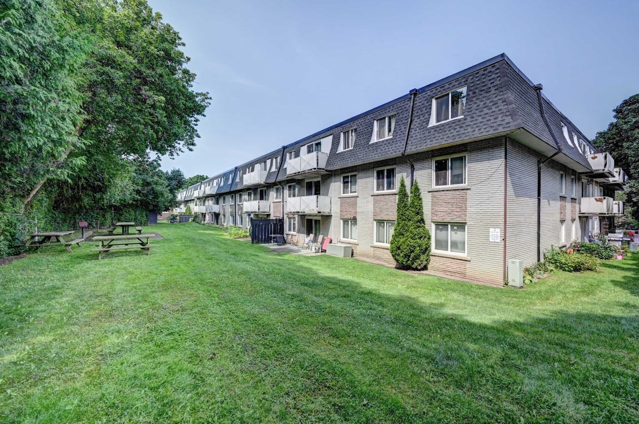 Hillcrest Apartments - Photo 2 of 24