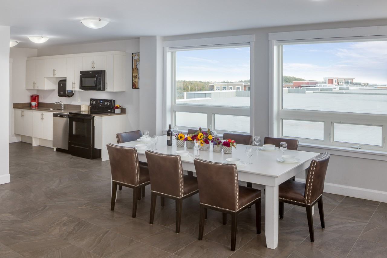 The Kensington Apartments - Photo 4 of 20