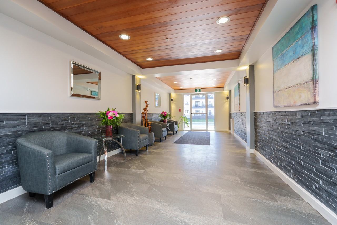 Addison Square Apartments - Photo 5 of 27