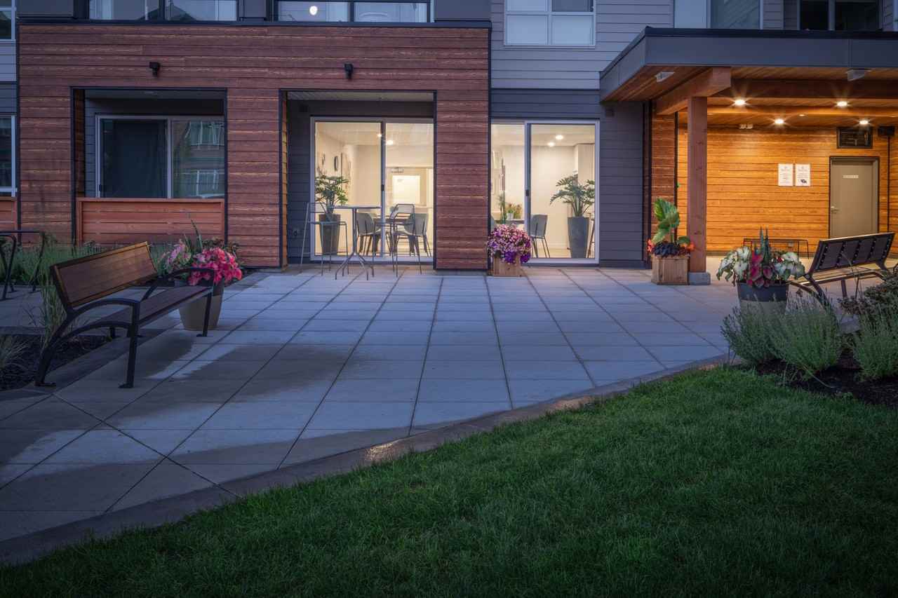 Uplands Terrace Apartments - Photo 4 of 19