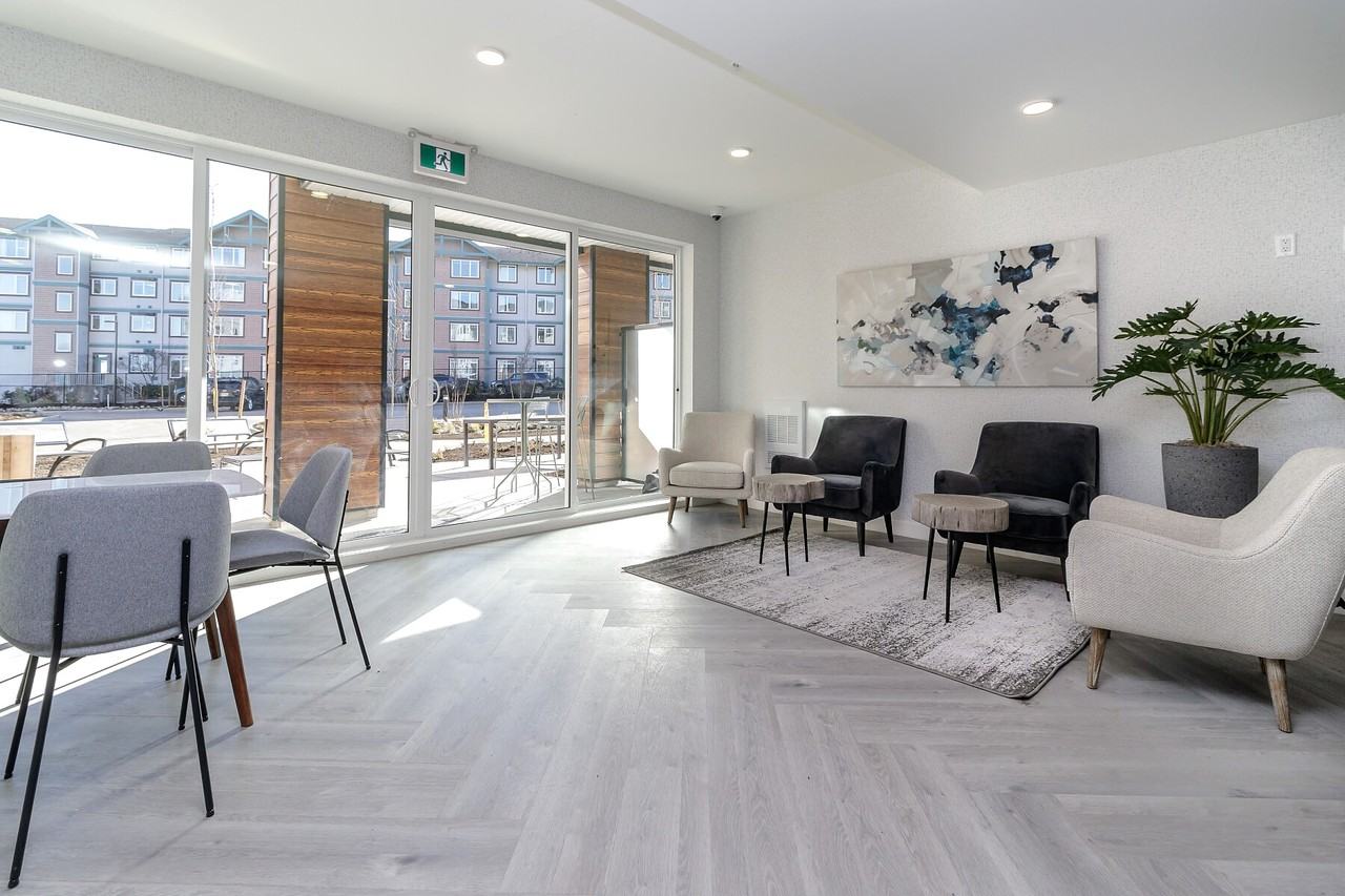 Uplands Terrace Apartments - Photo 6 of 19