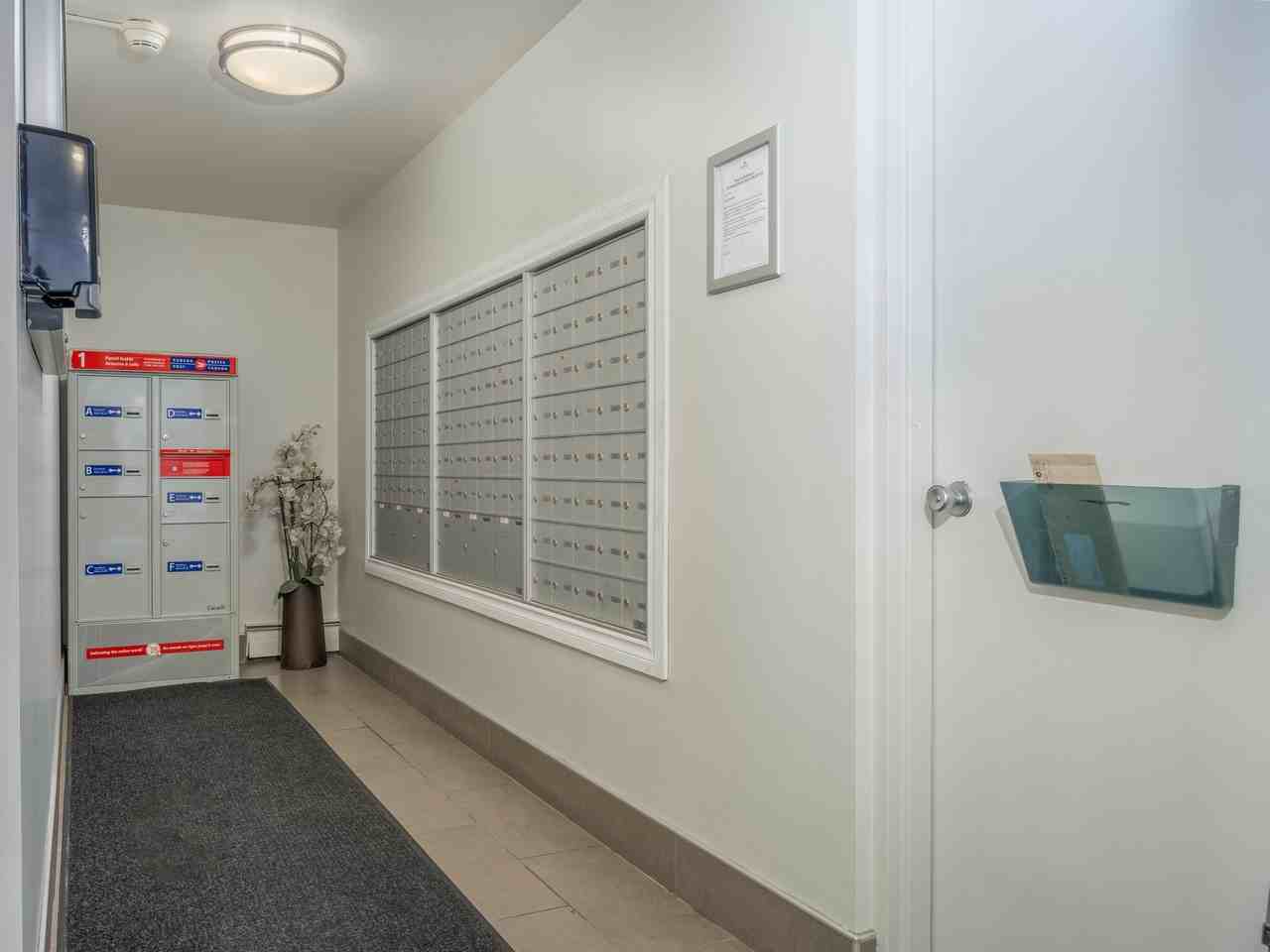 Centennial Park Place Apartments - Photo 6 of 23