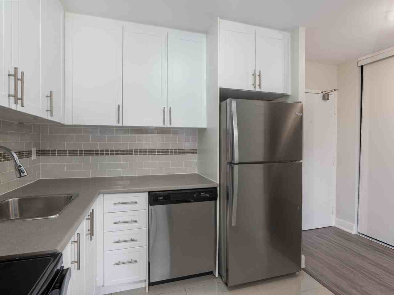 Centennial Park Place Apartments - Photo 7 of 23