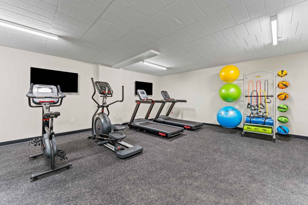 The Graham Bell Apartments - Photo 5 of 24