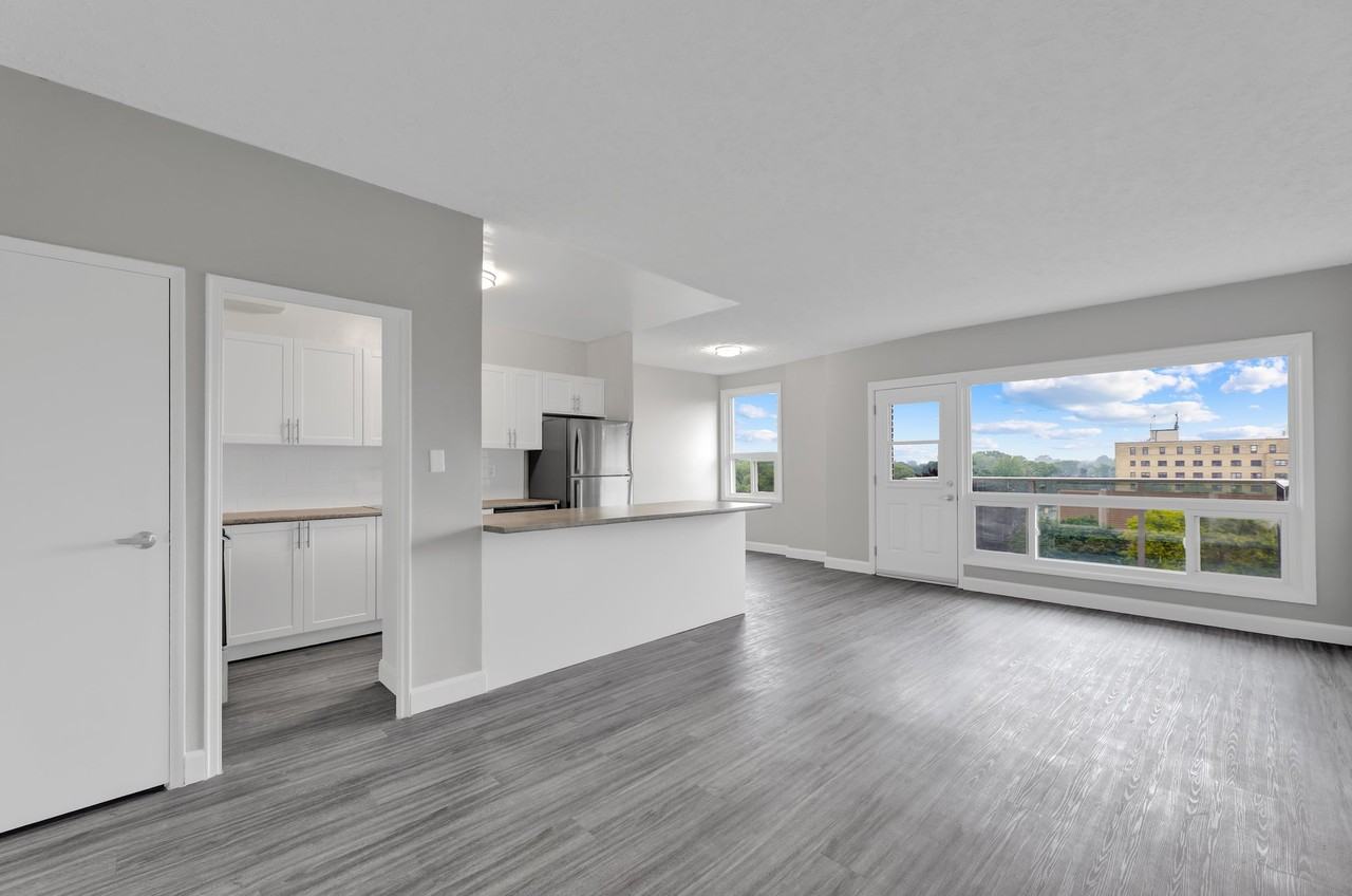 Governor House East & West Apartments - Photo 6 of 25