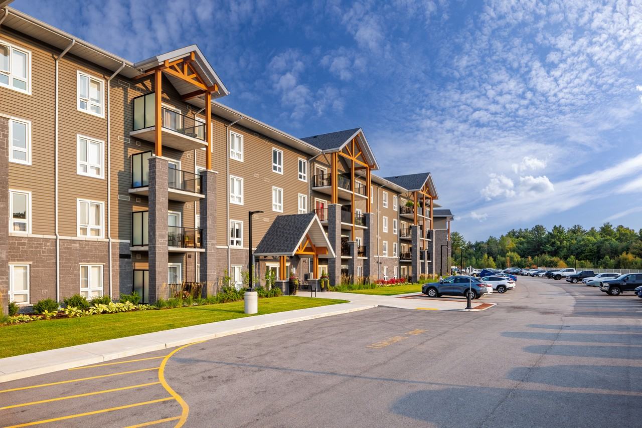 Talisman Gate Apartments - Photo 4 of 27