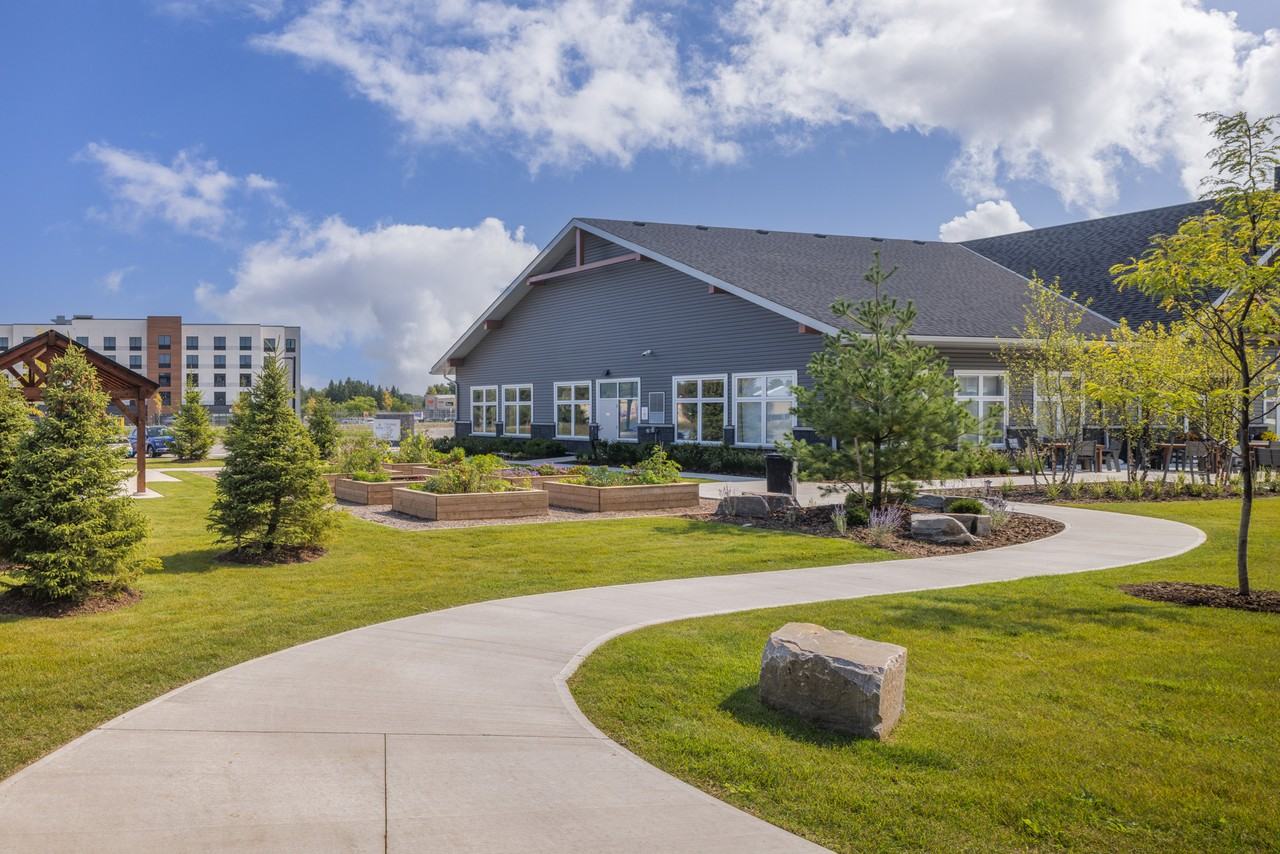 Talisman Gate Apartments - Photo 6 of 27