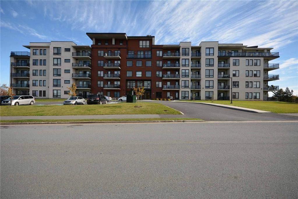 Symphony Suites Apartments - Photo 2 of 26